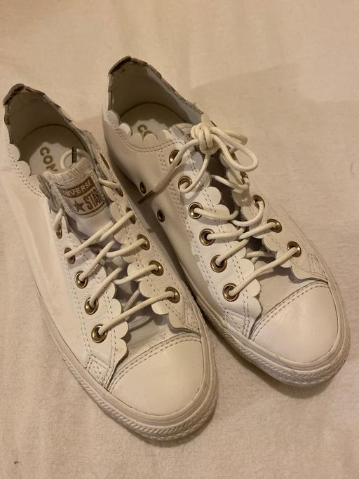 Buy & Sell West Midlands Dudley - Photos for Converse pumps size 5