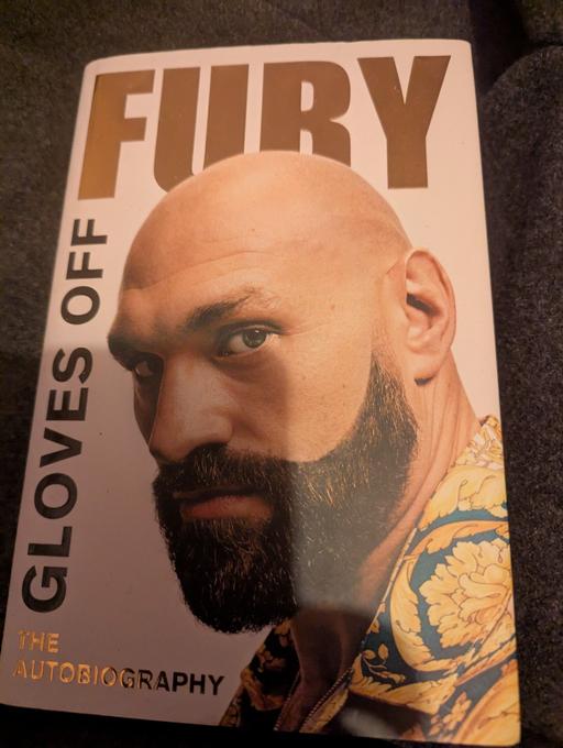 Buy & Sell Dumfries and Galloway Eastriggs - Dumfries and Galloway - Photos for Tyson Fury - Gloves off Hardback