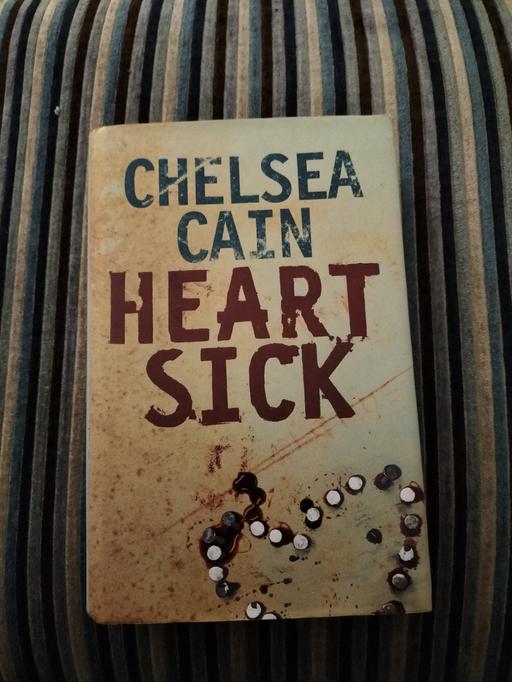 Buy & Sell Merseyside Saint Helens - Photos for Heartsick By Chelsea Cain