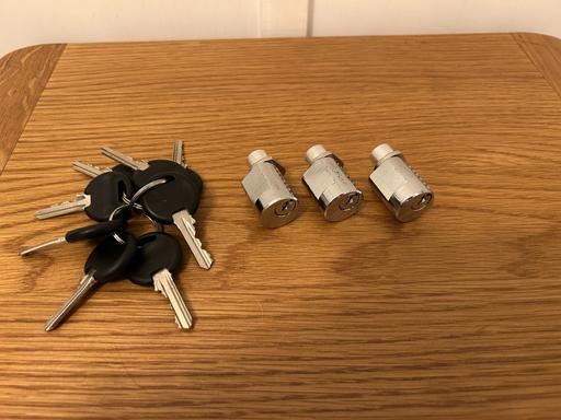 Buy & Sell Lincolnshire North Lincolnshire - Photos for x3 Chateau Bezel Cylinder Locks