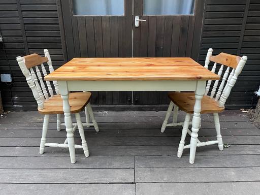 Buy & Sell Wiltshire East Winterslow - Wiltshire - Photos for Wooden table and chairs