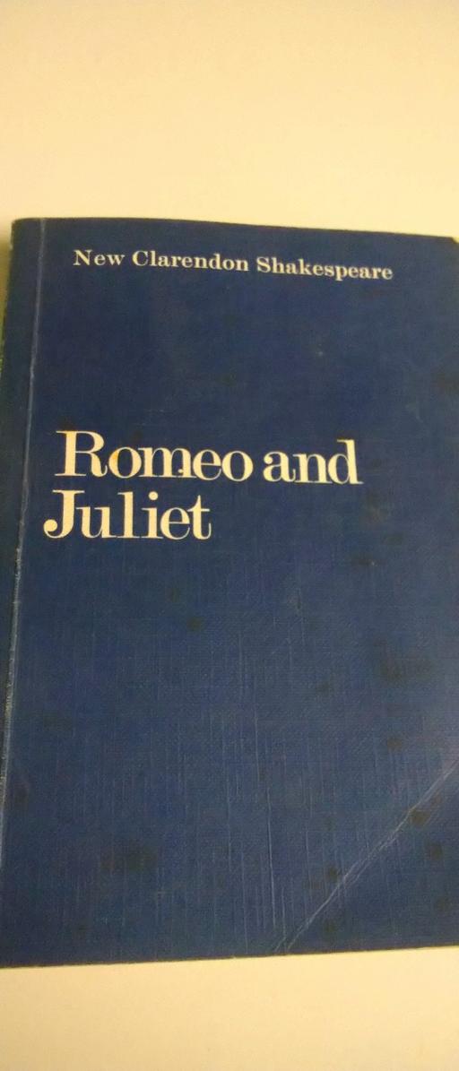 Buy & Sell South East London Sydenham Hill - SE26 - Photos for ROMEO AND JULIET BOOK