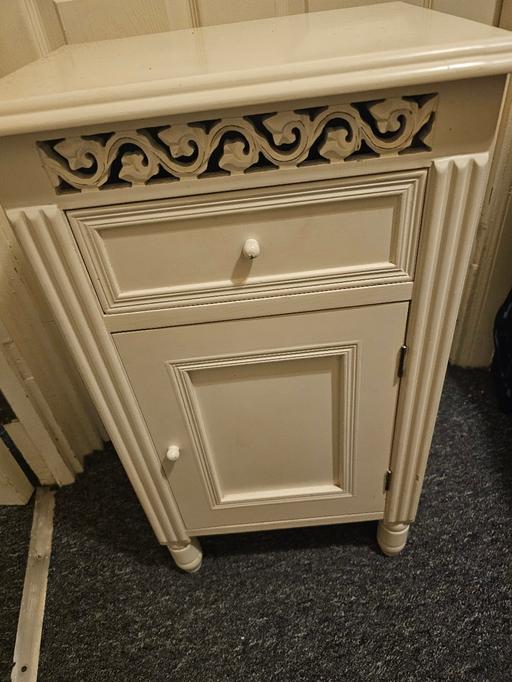 Buy & Sell West Midlands Birmingham - Photos for wooden side table with storage cream