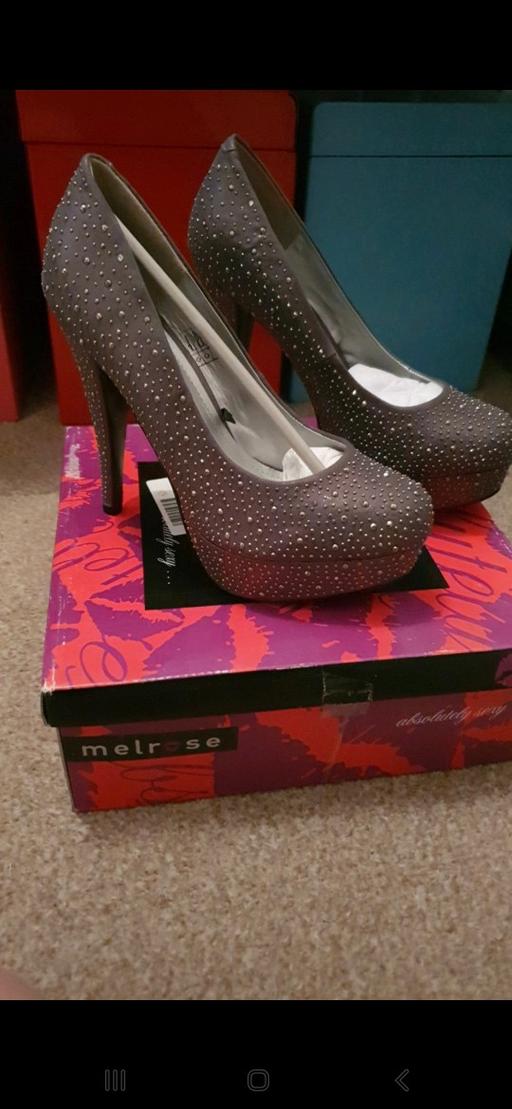 Buy & Sell West Midlands Walsall - Photos for BNIB size 6 grey studded women's heels