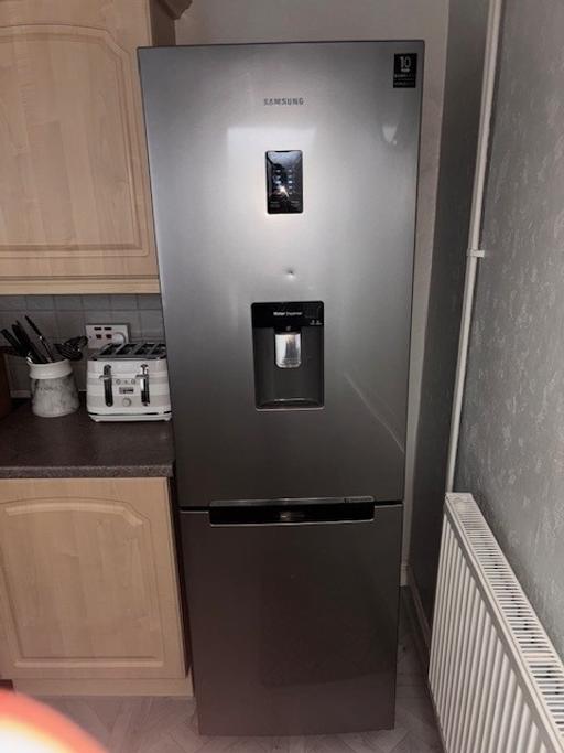 Buy & Sell South Yorkshire Barnsley - Photos for Samsung Fridge Freezer