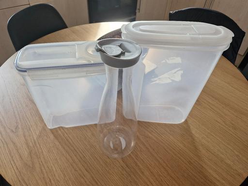 Buy & Sell South Yorkshire Rotherham - Photos for 2 cereal containers and one carafe