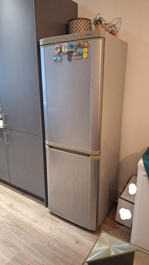 Buy & Sell East London East India - East London - Photos for VERY GOOD HIGH QUALITY FRIDGE