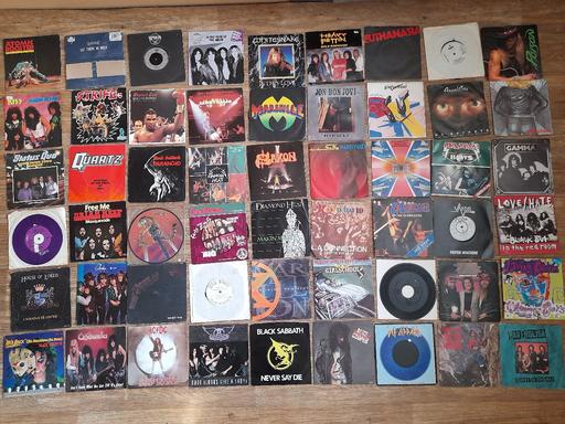 Buy & Sell Derbyshire Chesterfield - Photos for 90 x rock metal vinyl singles