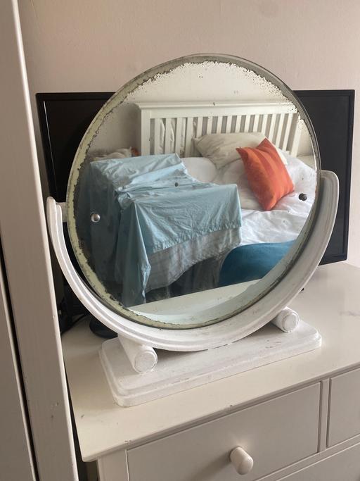 Buy & Sell Windsor and Maidenhead Old Windsor - Windsor and Maidenhead - Photos for Vintage dressing table mirror