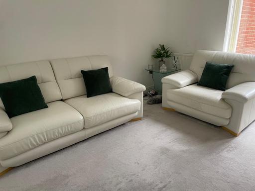 Buy & Sell Essex Uttlesford - Photos for Leather sofa + Single. REDUCED to £75 