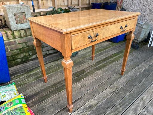 Buy & Sell South East London Widmore - South East London - Photos for Desk in Walnut….Antique