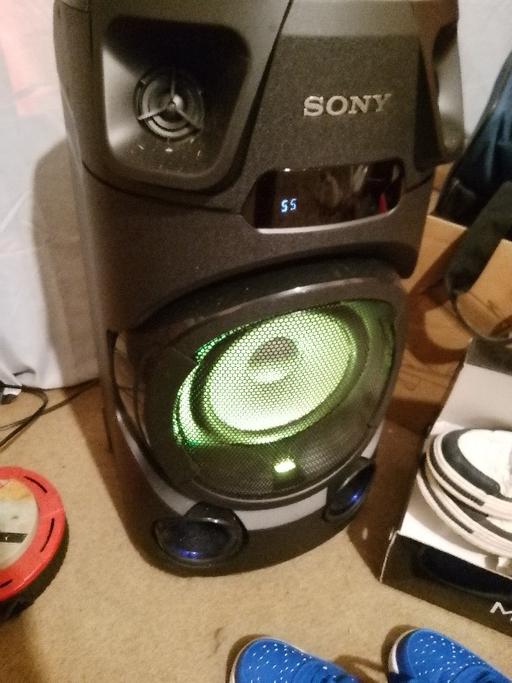 Buy & Sell Rhondda Cynon Taf Tonyrefail - Rhondda Cynon Taf - Photos for Sony tower stereo flash light speakers