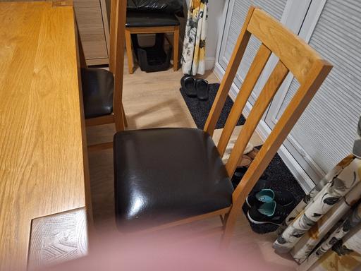 Buy & Sell Derbyshire Derby - Photos for Table and 6 chairs