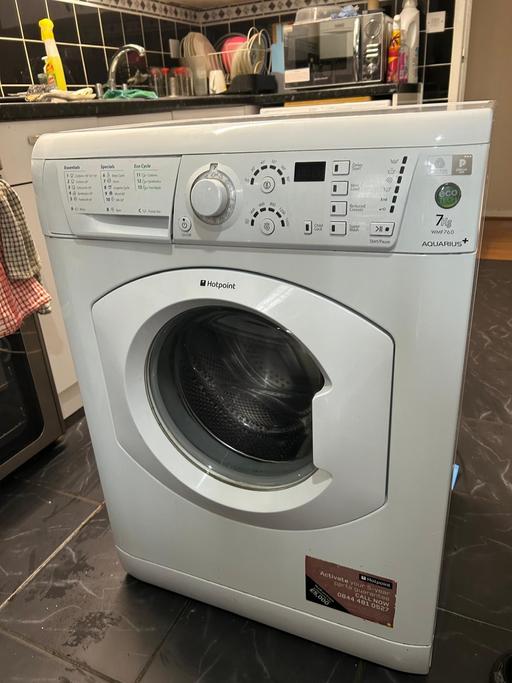 Buy & Sell Central London - Photos for WHITE WASHING MACHINE HOTPOINT