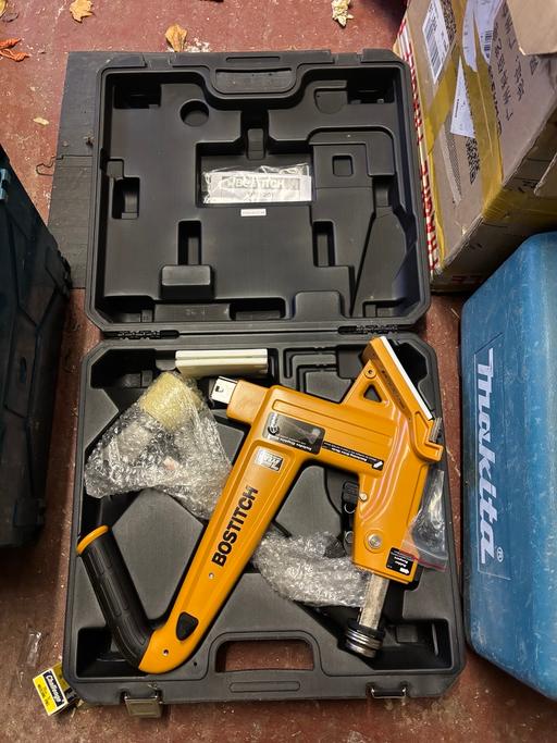 Buy & Sell Kent Tunbridge Wells - Photos for Bostitch secret nailer