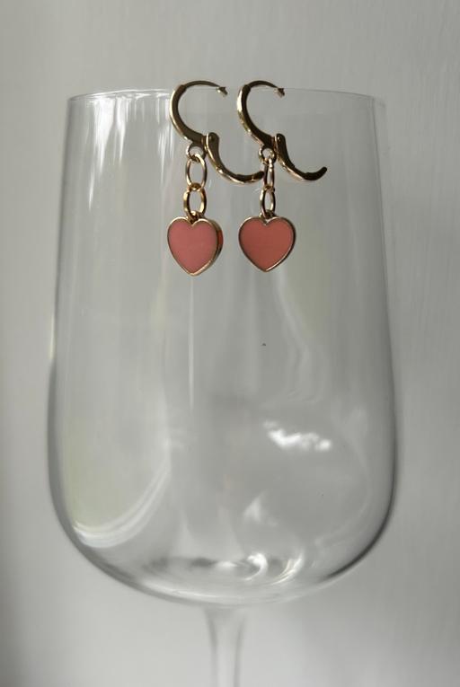 Buy & Sell Hertfordshire Dacorum - Photos for Pale pink heart beaded earrings