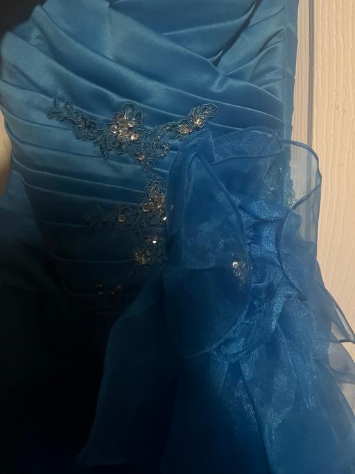 Buy & Sell Surrey Tandridge - Photos for Gorgeous blue ball gown