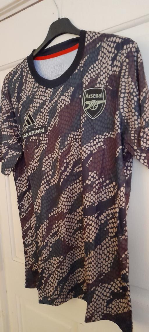 Buy & Sell West Midlands Walsall - Photos for ARSENAL TOP