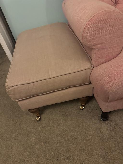 Buy & Sell West Yorkshire Leeds - Photos for Pink fabric chesterfield plus foot stool