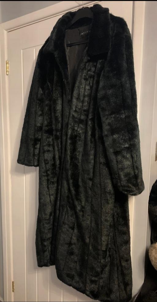 Buy & Sell Merseyside Liverpool - Photos for gorgeous long faux fur coat