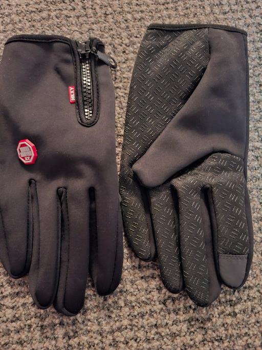 Buy & Sell West Midlands Wolverhampton - Photos for Ladies wind breaker gloves