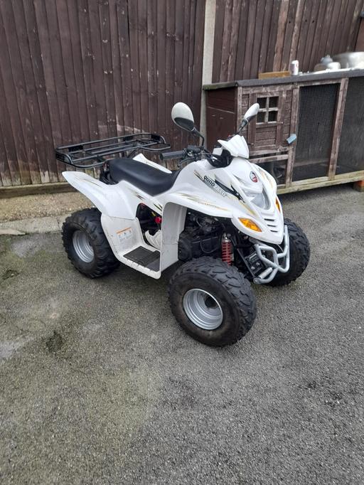 Vehicles South West London Hook - South West London - Photos for four wheeler for sale.