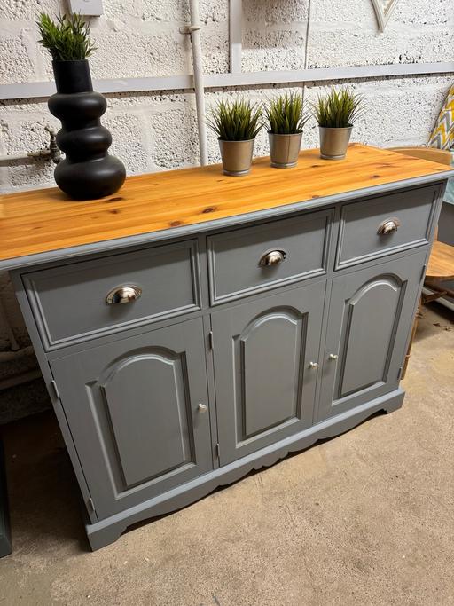 Buy & Sell Worcestershire Wyre Forest - Photos for Solid pine farmhouse style sideboard