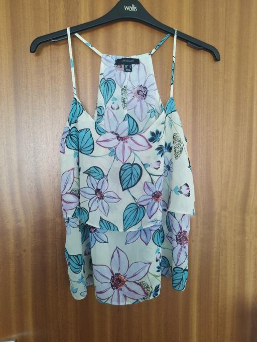 Buy & Sell South Lanarkshire Stonehouse - South Lanarkshire - Photos for Multicoloured floral pattern cami top