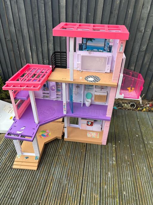 Buy & Sell Hertfordshire North Hertfordshire - Photos for barbie dream house