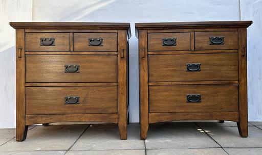 Buy & Sell Surrey Spelthorne - Photos for Mission Bay Style Nightstands Bedside Tables