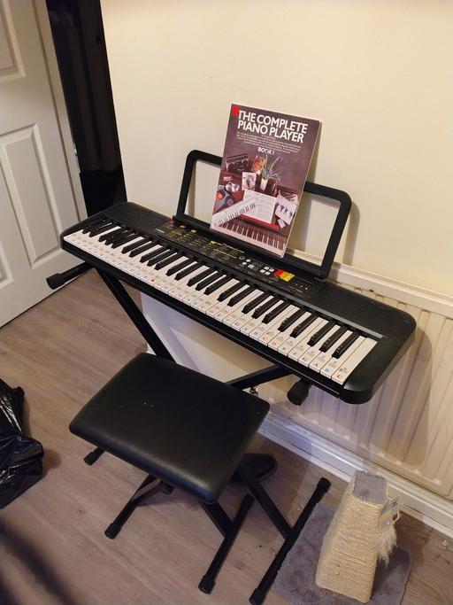 Buy & Sell Gloucestershire South Gloucestershire - Photos for Keyboard, stand and stool