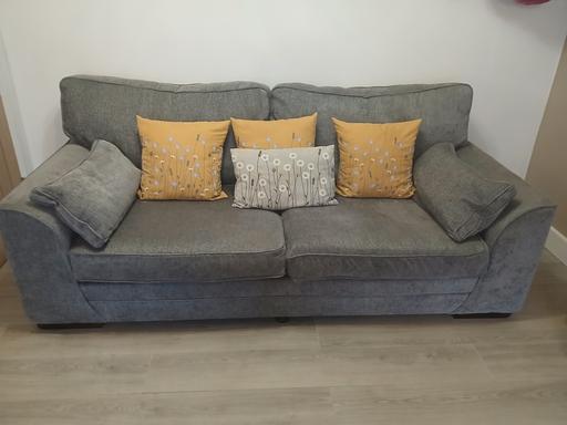 Buy & Sell South Yorkshire Doncaster - Photos for 3 seater sofa part of a set 