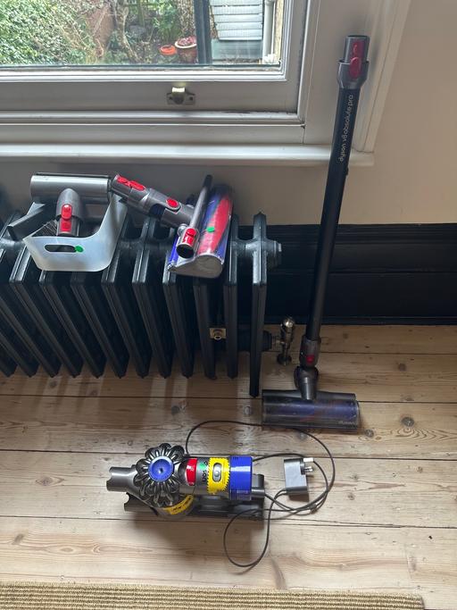 Buy & Sell North London Stoke Newington - North London - Photos for Dyson Hoover