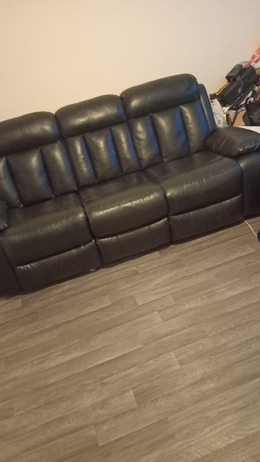 Buy & Sell West Midlands Walsall - Photos for Recliner Leather sofas in good condition