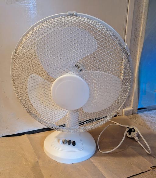 Buy & Sell South West London Roehampton - South West London - Photos for Table fan