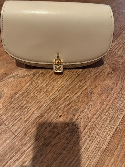 Buy & Sell West Sussex Crawley - Photos for Michael Kors crossbody