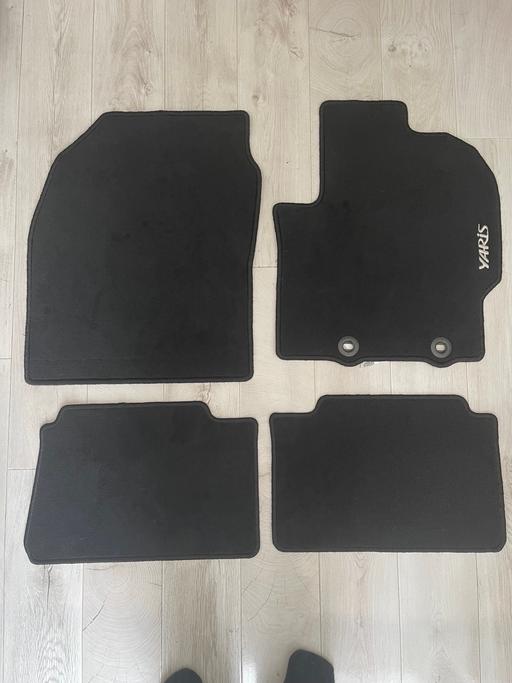 Vehicles Essex Basildon - Photos for Toyota Yaris (2021-Present) Carpet Floor Mats