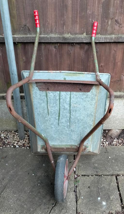 Buy & Sell West Midlands Coventry - Photos for wheel barrow