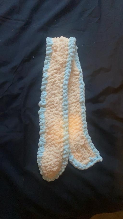 Buy & Sell South West London Sutton - Photos for Cute crochet blue and white scarf