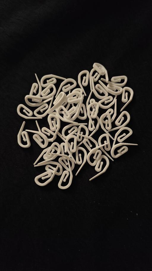 Buy & Sell Leicestershire Leicester - Photos for 50 plastic curtain hooks