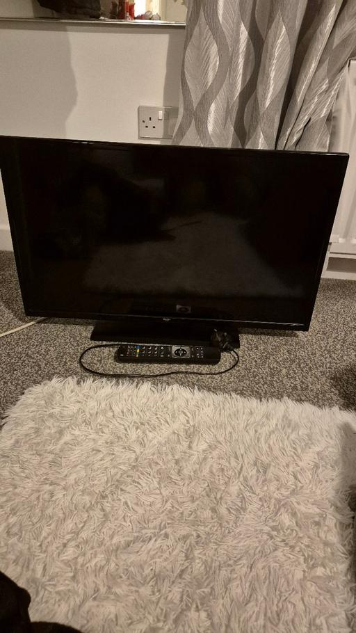 Buy & Sell Tyne and Wear Sunderland - Photos for 32inch bush TV