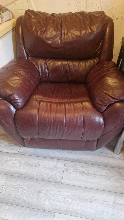 Buy & Sell Peterborough Westwood - Peterborough - Photos for sofa chair