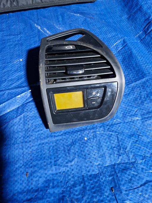 Vehicles West Midlands Sandwell - Photos for citroen c4 picasso Passenger heater panel