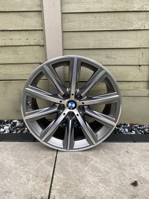 Vehicles South West London Richmond upon Thames - Photos for Bmw 5 series g30 alloy wheel 18