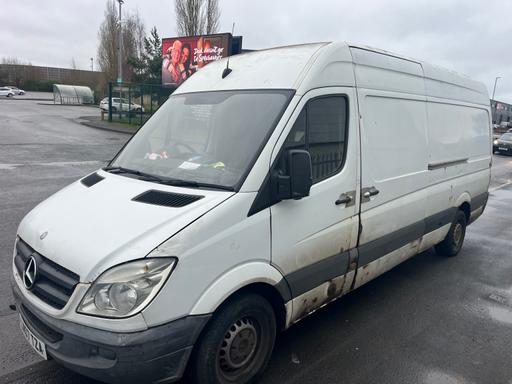 Vehicles West Midlands Sandwell - Photos for Mercedes sprinter van spears and repairs