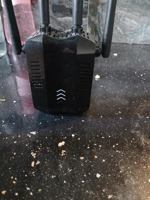 Buy & Sell Ealing Greenford - UB5 - Photos for wifi extender