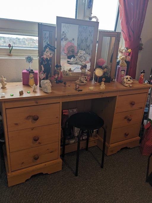 Buy & Sell Tyne and Wear Sunderland - Photos for DRESSING TABLE