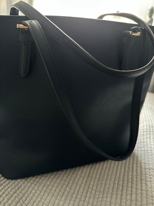 Buy & Sell South West London Tooting Broadway - South West London - Photos for Micheal Kors Shoulder bags