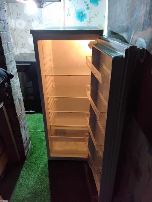 Buy & Sell West Yorkshire Kirklees - Photos for White Fridge