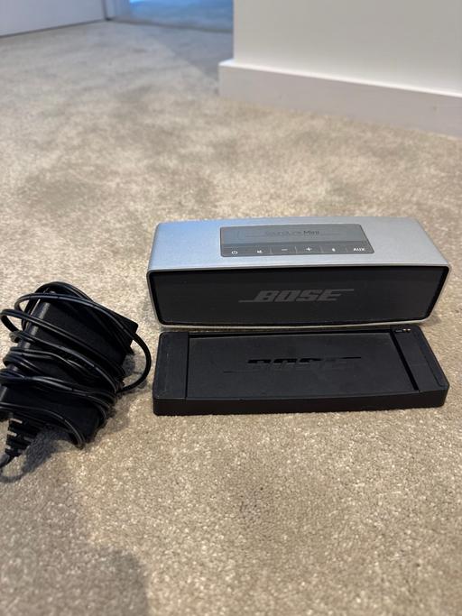 Buy & Sell Surrey Spelthorne - Photos for Bose - Mini Soundlink portable speaker